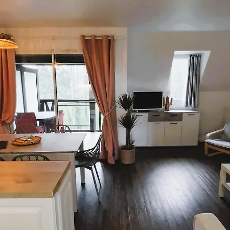 Апартаменты Zen Et A Deauville, Piscine, Parking, Wifi *