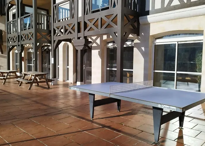 Zen Et à Deauville, Piscine, Parking, Wifi Appartement